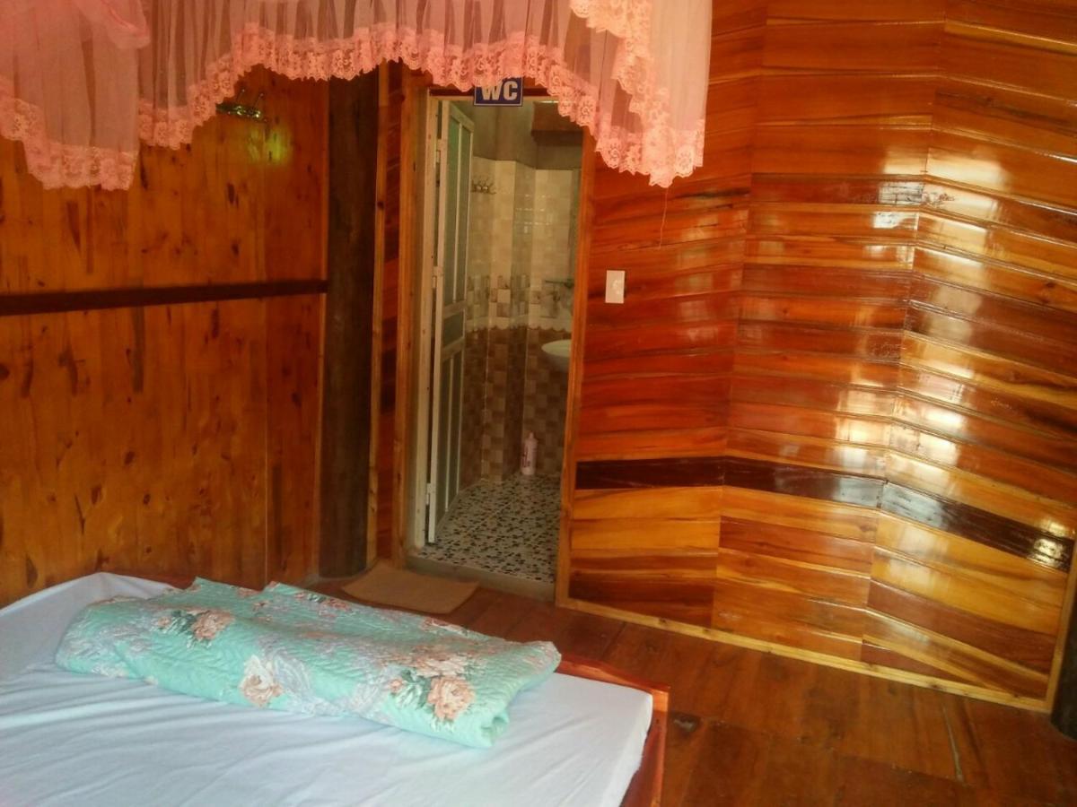 Tran Xuan Homestay Ba Be Esterno foto