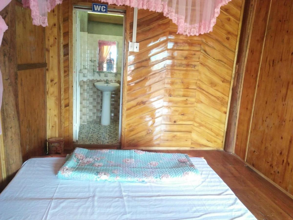 Tran Xuan Homestay Ba Be Esterno foto
