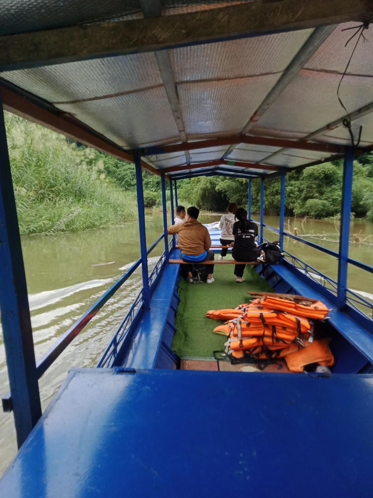 Tran Xuan Homestay Ba Be Esterno foto