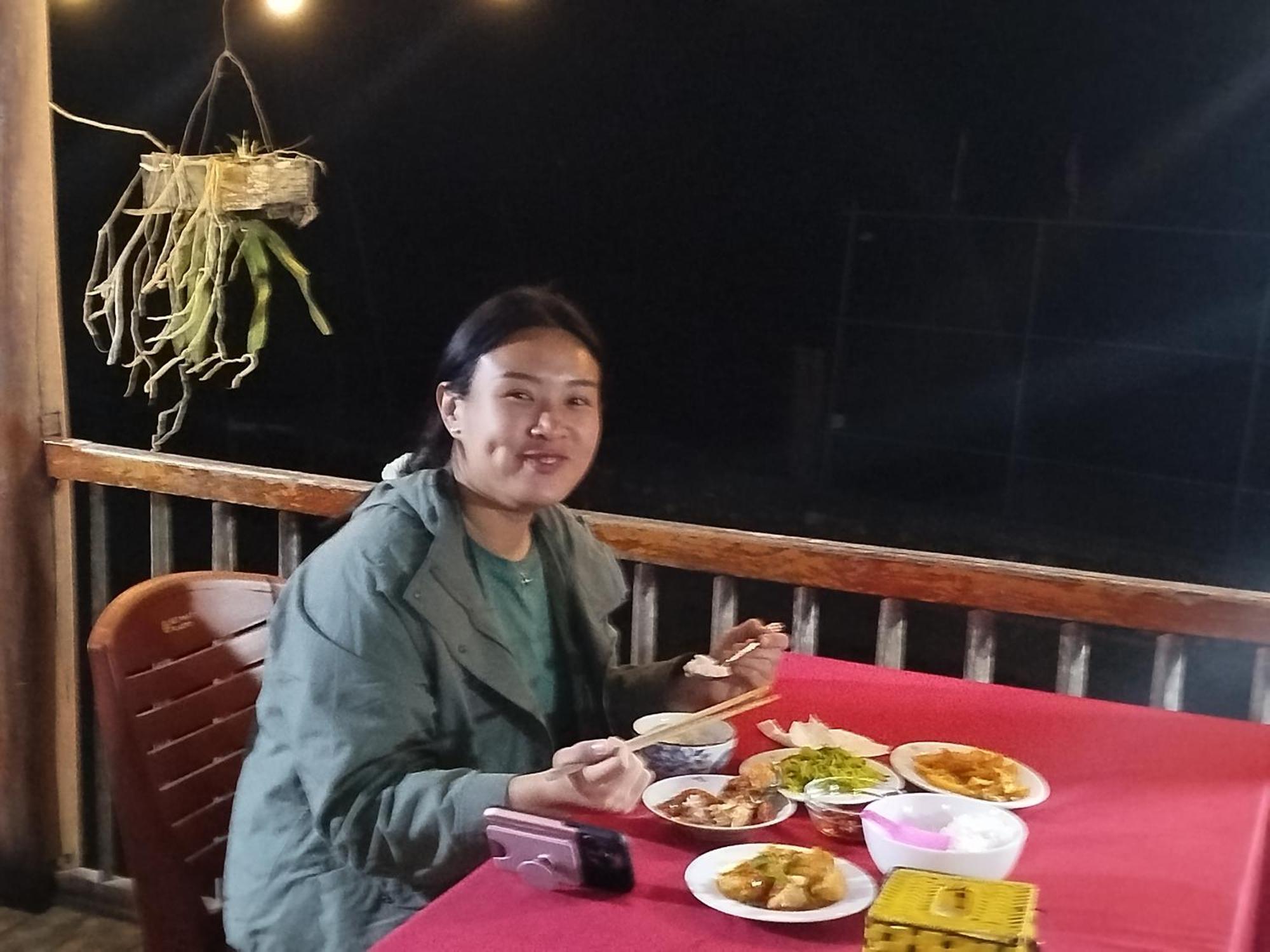 Tran Xuan Homestay Ba Be Esterno foto