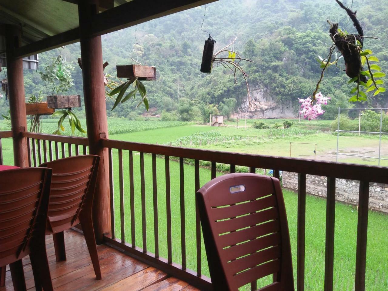 Tran Xuan Homestay Ba Be Esterno foto