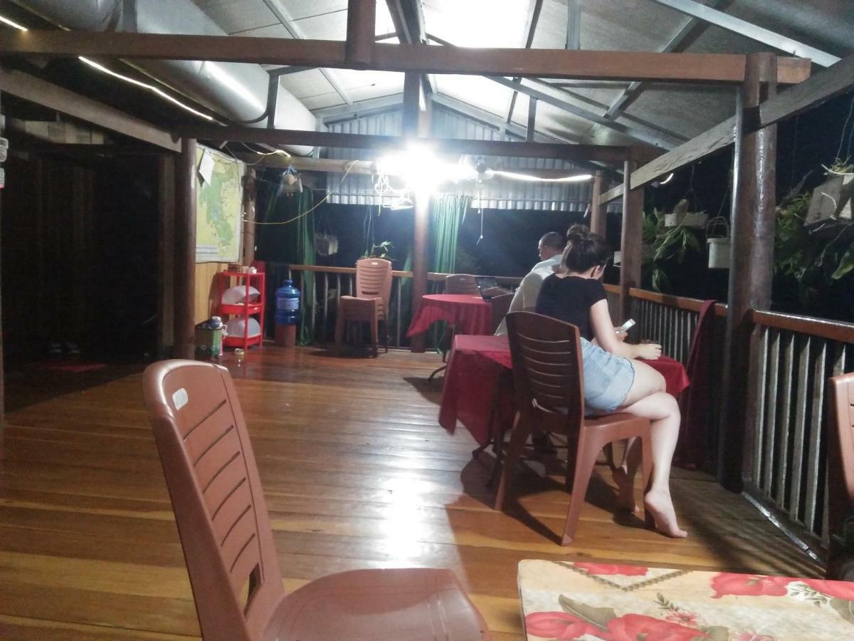 Tran Xuan Homestay Ba Be Esterno foto
